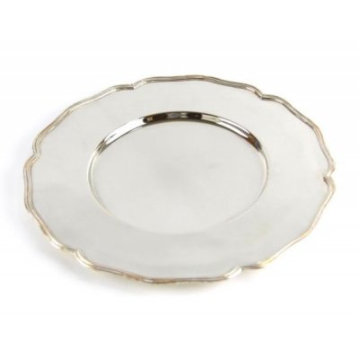 Elegant romantic underplace in English silver -