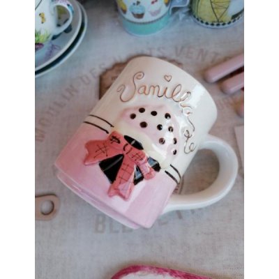 Mug Cupcake - Céramique - Décoration en relief et détails en or rose et blanc - 