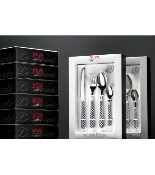 24-teiliges modernes Besteckset - Taubengraue Herzen -