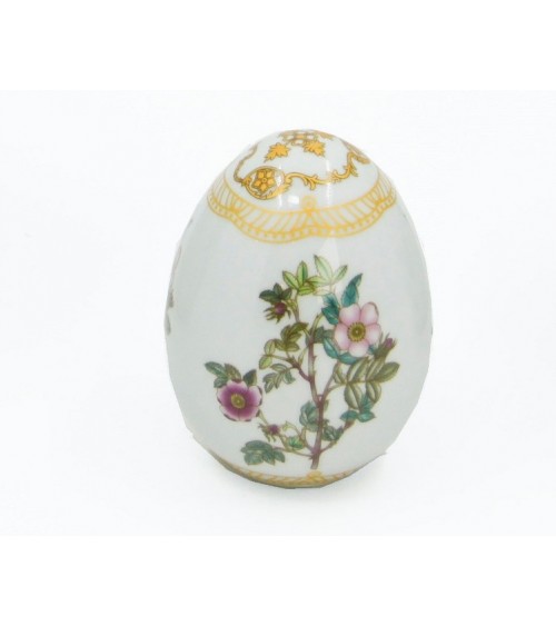 "Flora Danica" Ceramic Egg - Royal Family
