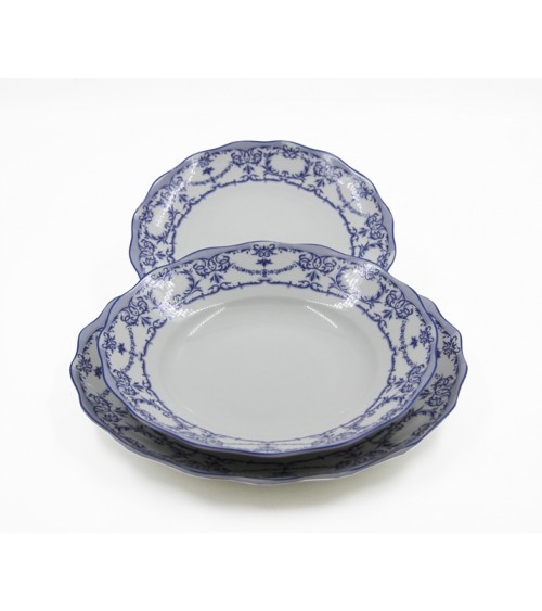 18 Piece "New Provenza" Porcelain Dinnerware Set - Royal Family