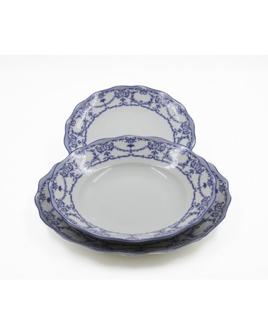 18 Piece "New Provenza" Porcelain Dinnerware Set - Royal Family -  - 