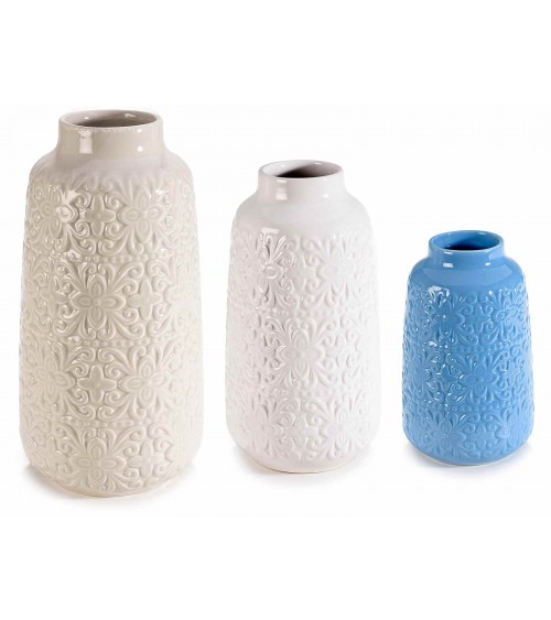 Set of 3 Porcelain Vases with Relief Floral Decorations -  - 