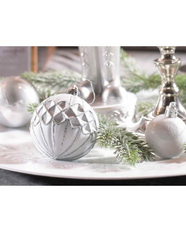Set mit 50 Weihnachtskugeln aus Kunststoff – silberne Dekoration - 
