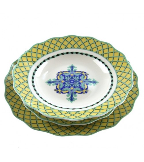 Ensemble Capri de 18 assiettes en porcelaine décorées - Famille Royale - 