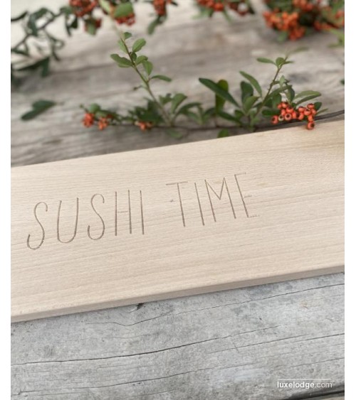 "Sushi Time" beech cutting board - natural elegance for your table -