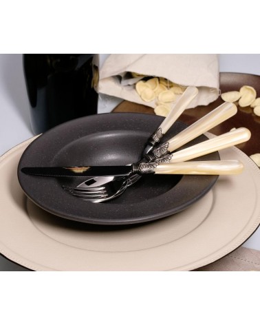 Set 16-teilig Elena Rivadossi Sandro Perlmuttbesteck -
