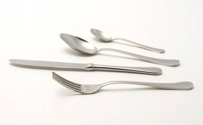 18/10 钢制餐具可用洗碗机清洗 - Serena 套装 24 件 - 意大利制造 -